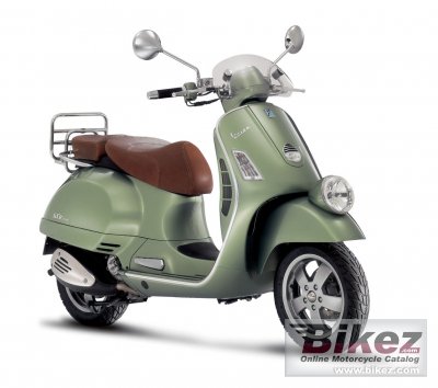 2009 Vespa GTV 125 photo